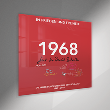 Laden Sie das Bild in den Galerie-Viewer, 1968 Acryldruck