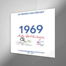 Laden Sie das Bild in den Galerie-Viewer, 1969 Acryldruck