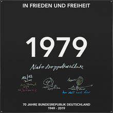 Laden Sie das Bild in den Galerie-Viewer, 1979